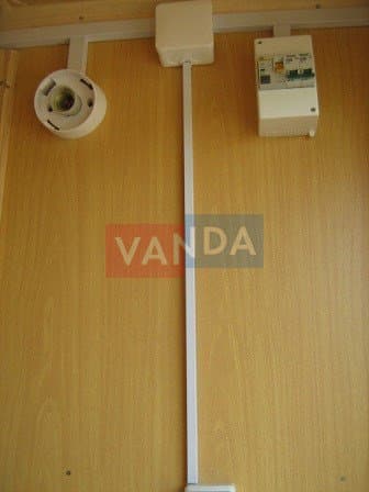 Простая электрика в кабель канале